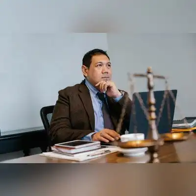 罗瑞